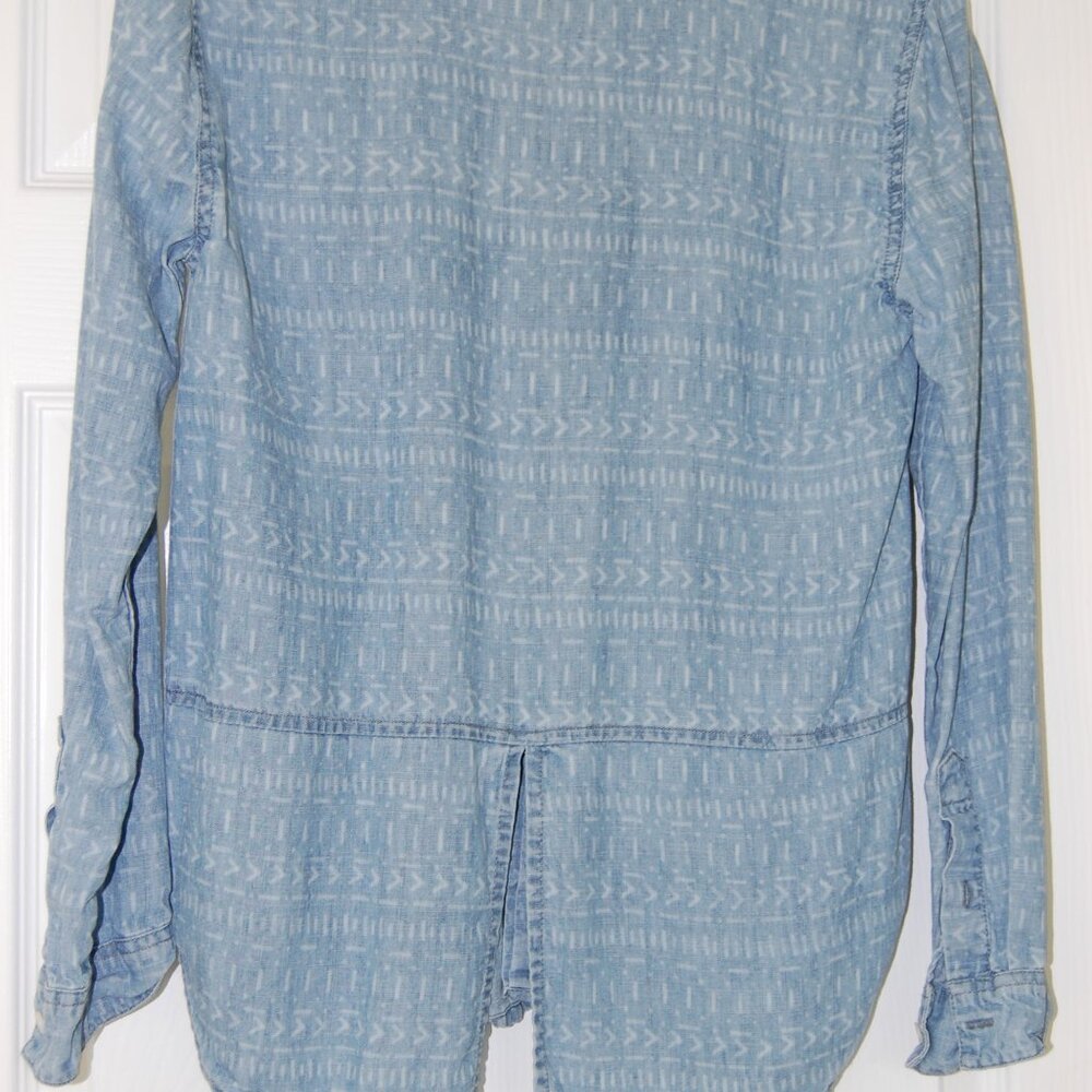 Carbon 2 Cobalt Patterned Split-Back Chambray Shi… - image 3